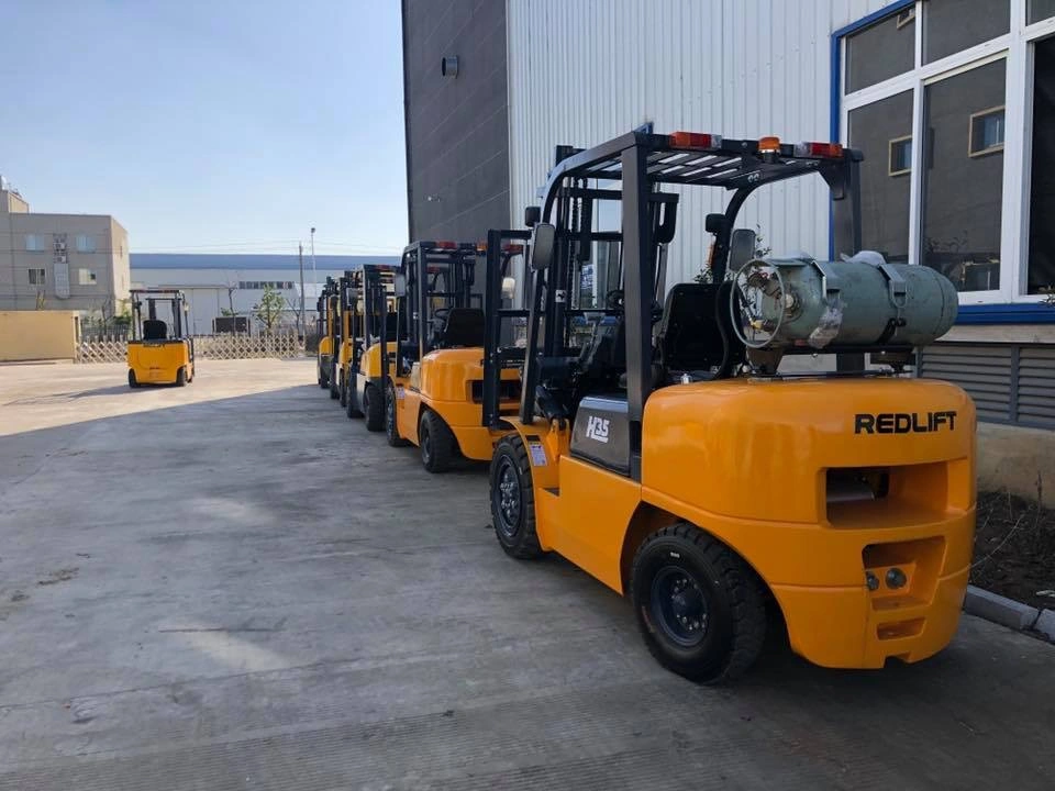 5ton Used / Second Hand 2.5ton~10ton Toyota/Komatsu/Sany/Heli/Tcm/Longgong/Redot Diesel Forklift Lifting 3.0m, 4.5m, 6.0m with Good Condition